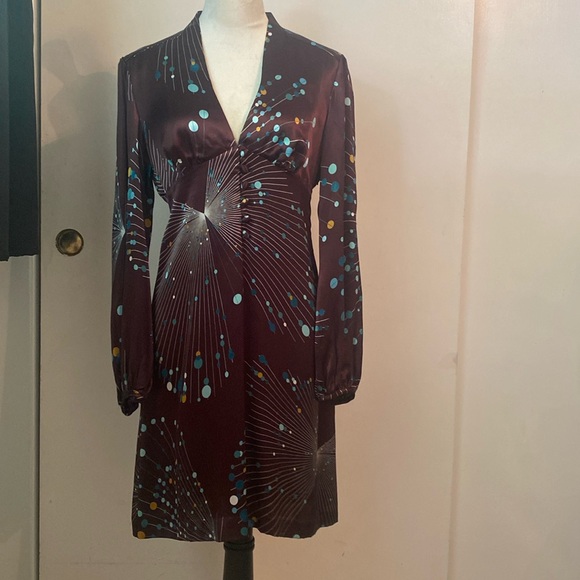 Trina Turk Dress Women’s Size 6 Brown Viscose Geometric Print Mini Long Sleeve - Picture 2 of 10